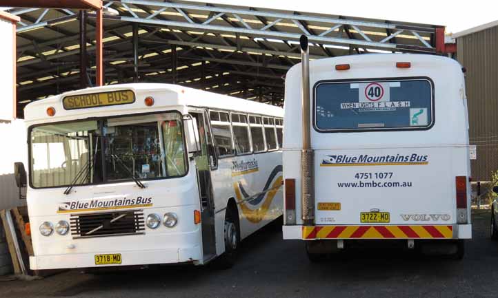 Blue Mountains Volvo B10M PMC 3718 3722MO